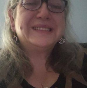 Meet your Posher, Dorena